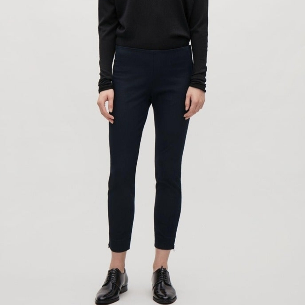 Women's Blue COS Cropped Skinny Pants Size 6